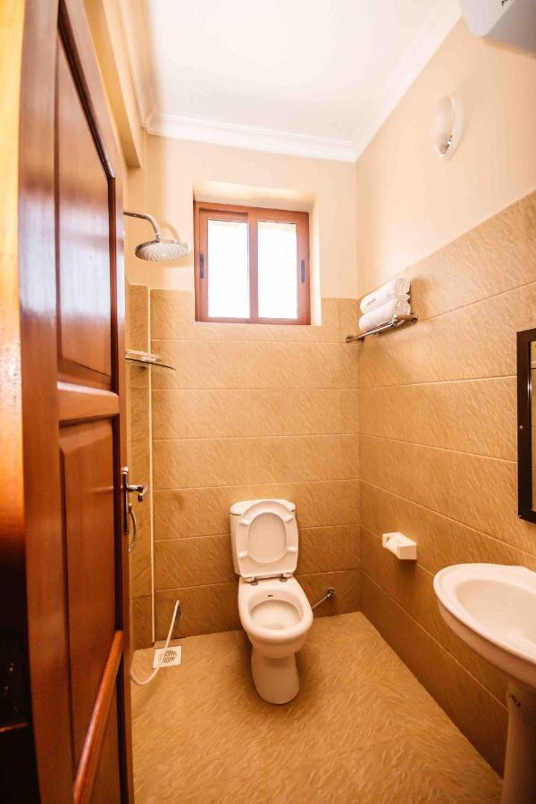 Panone Hotel Boma Boma la Ngombe 외부 사진